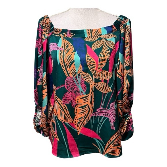 AVARA square neckline tropical printed blouse with puffy sleeves - Picture 10 of 11